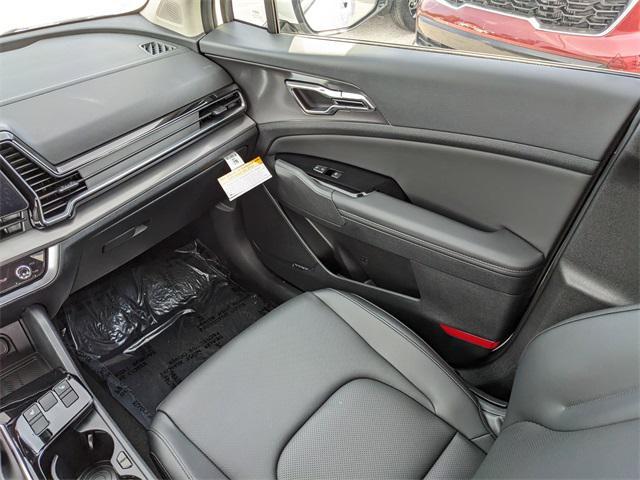 new 2025 Kia Sportage car, priced at $30,439