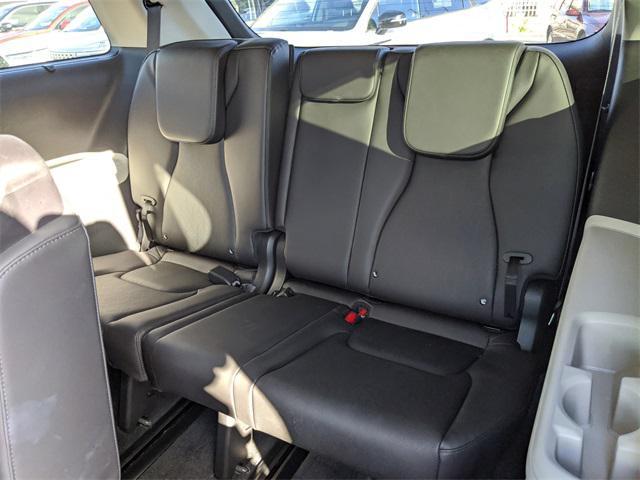used 2024 Kia Carnival car, priced at $36,995