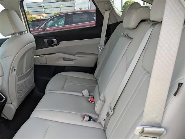 new 2025 Kia Sorento car, priced at $37,005