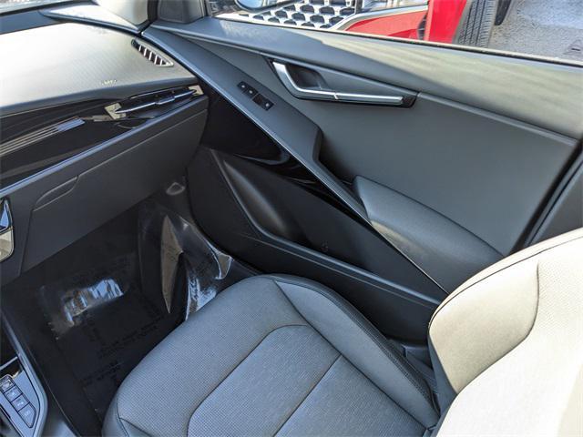 new 2025 Kia Niro car, priced at $31,135