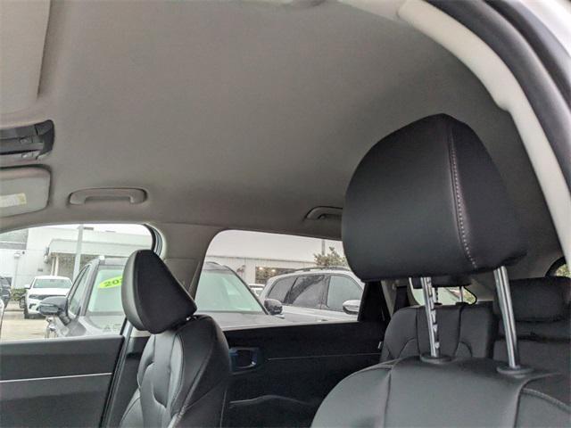 new 2025 Kia Sorento car, priced at $34,479