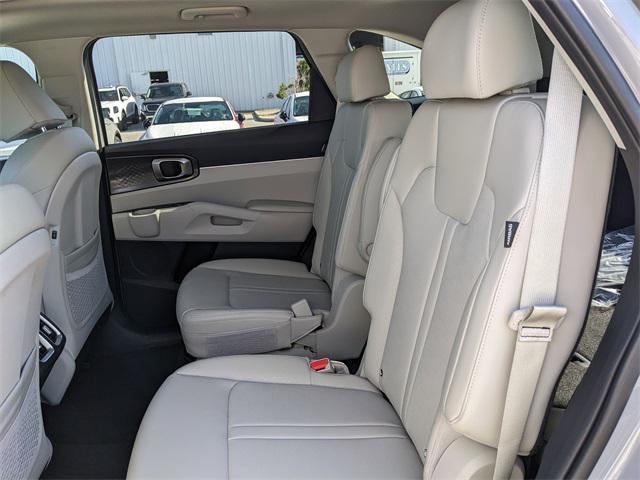new 2025 Kia Sorento car, priced at $37,127