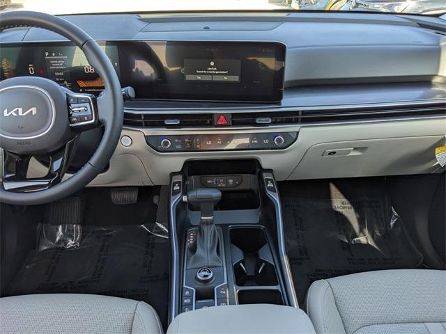 new 2025 Kia Sorento car, priced at $37,127