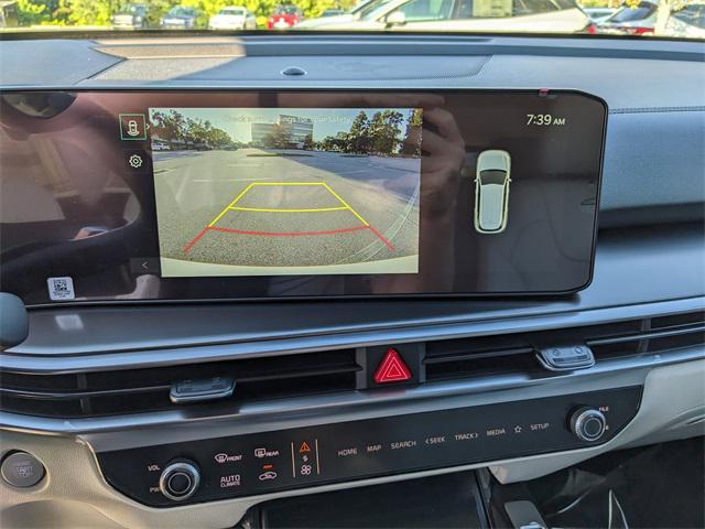 new 2025 Kia Sorento Hybrid car, priced at $36,428