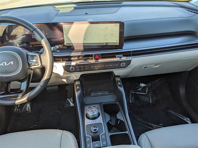 new 2025 Kia Sorento Hybrid car, priced at $36,428