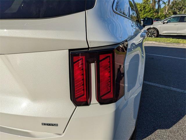 new 2025 Kia Sorento Hybrid car, priced at $36,428