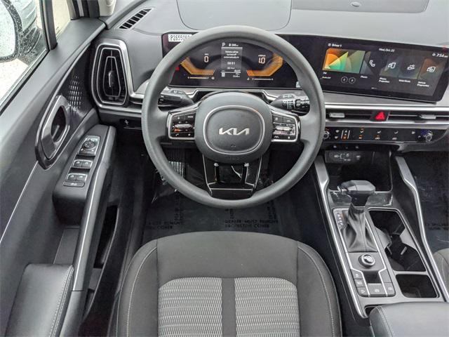 new 2025 Kia Sorento car, priced at $29,255