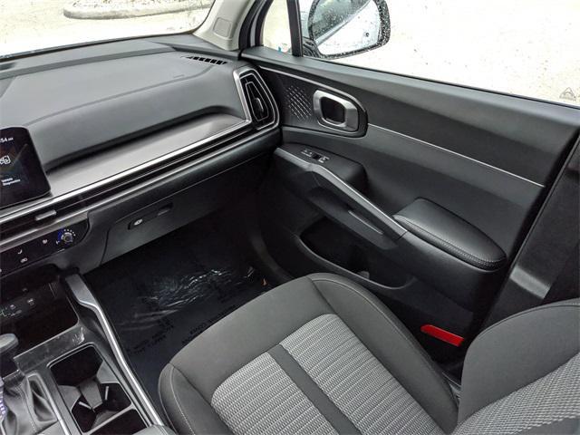 new 2025 Kia Sorento car, priced at $29,255
