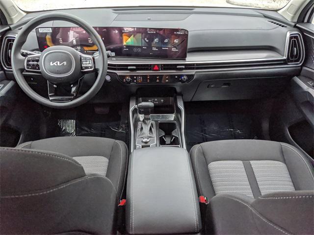 new 2025 Kia Sorento car, priced at $29,255