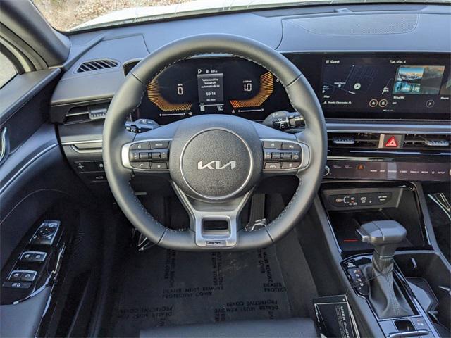 new 2025 Kia K5 car, priced at $28,575