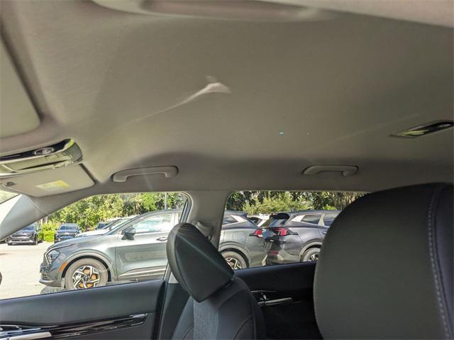 new 2025 Kia Seltos car, priced at $25,704