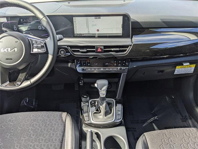 new 2025 Kia Seltos car, priced at $25,704