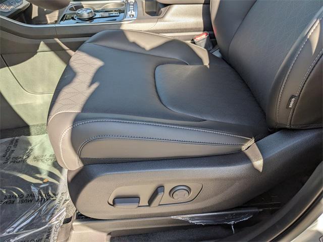 new 2025 Kia Carnival Hybrid car, priced at $52,130