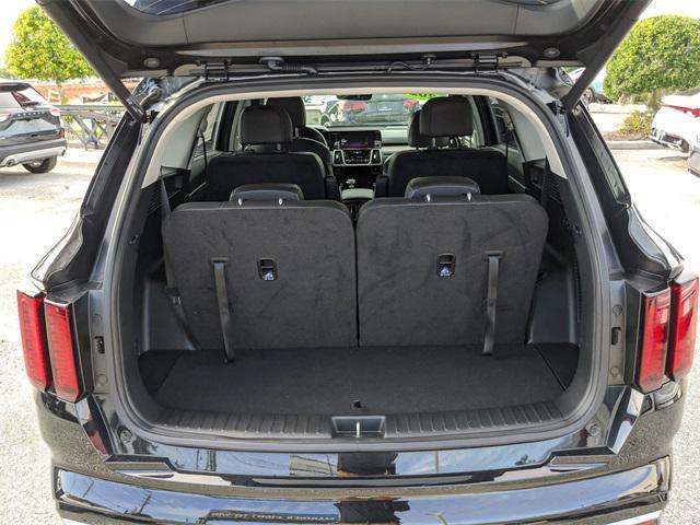 used 2023 Kia Sorento car, priced at $28,995
