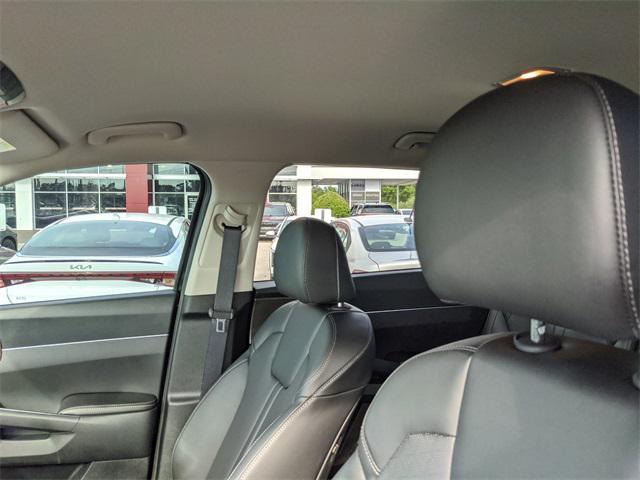 used 2023 Kia Sorento car, priced at $28,995