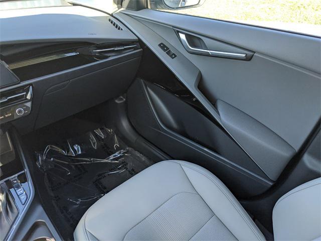 new 2025 Kia Niro car, priced at $28,379