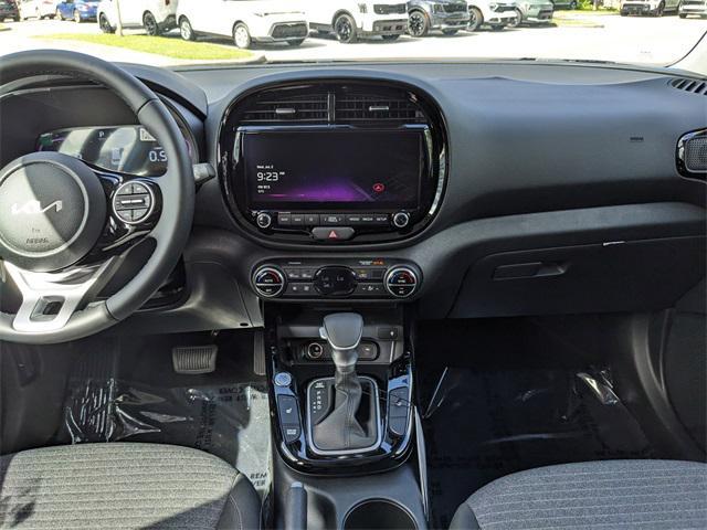 new 2025 Kia Soul car, priced at $25,281