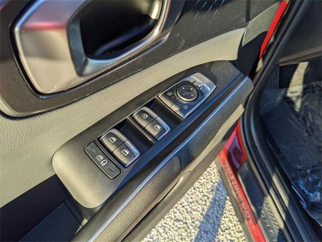 new 2025 Kia Sorento car, priced at $37,305