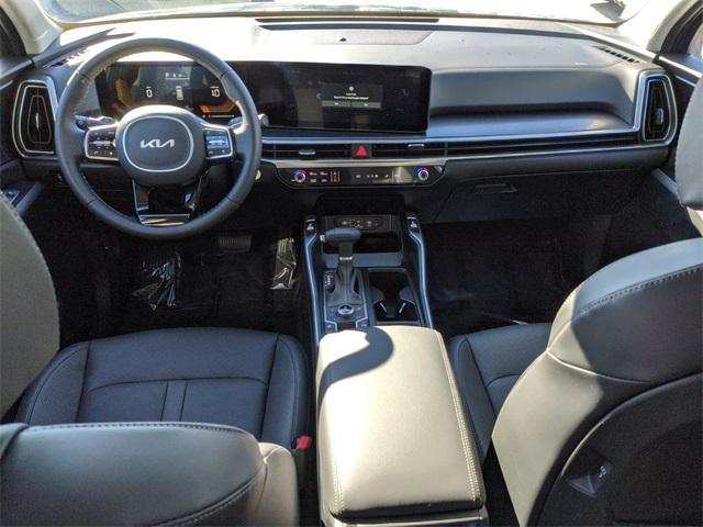 new 2025 Kia Sorento car, priced at $37,305