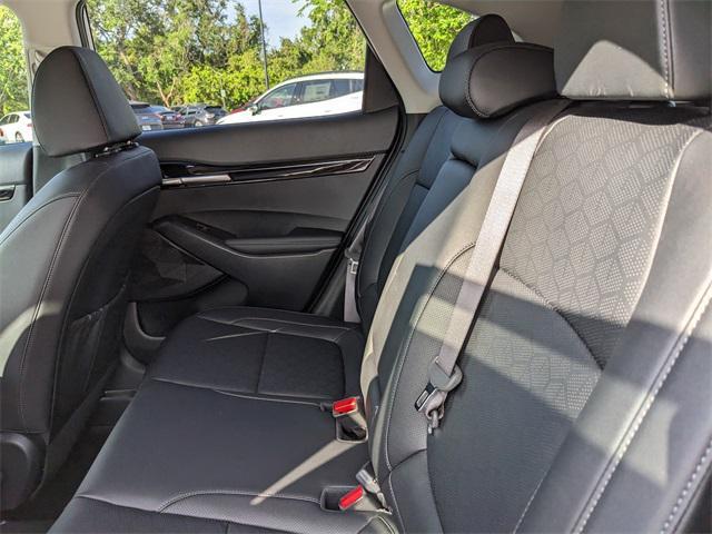 new 2025 Kia Seltos car, priced at $27,720