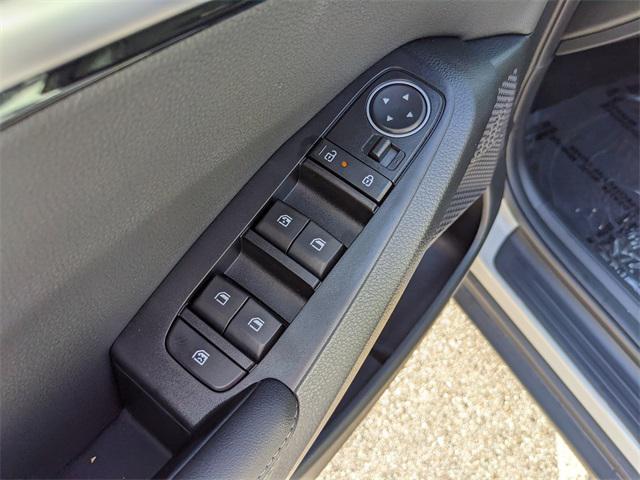 new 2025 Kia Seltos car, priced at $27,720