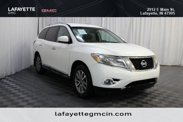 used 2014 Nissan Pathfinder car, priced at $6,000