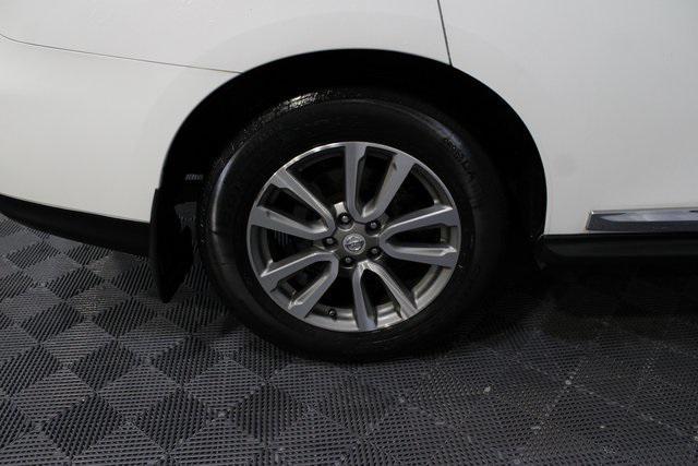 used 2014 Nissan Pathfinder car, priced at $6,000