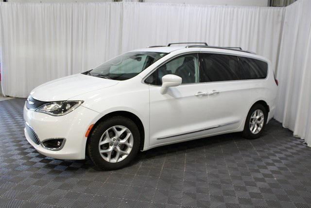 used 2018 Chrysler Pacifica car, priced at $17,500