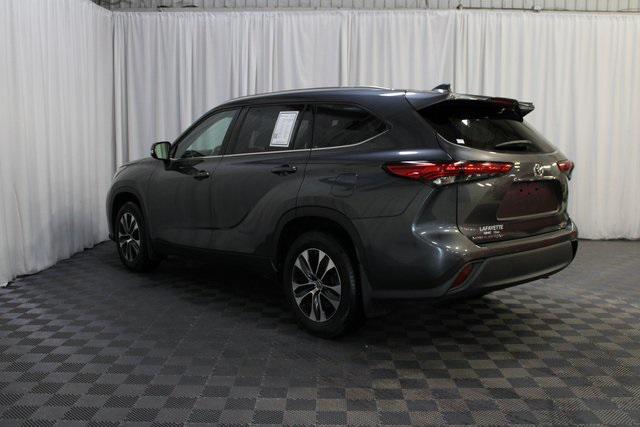 used 2020 Toyota Highlander car, priced at $24,000