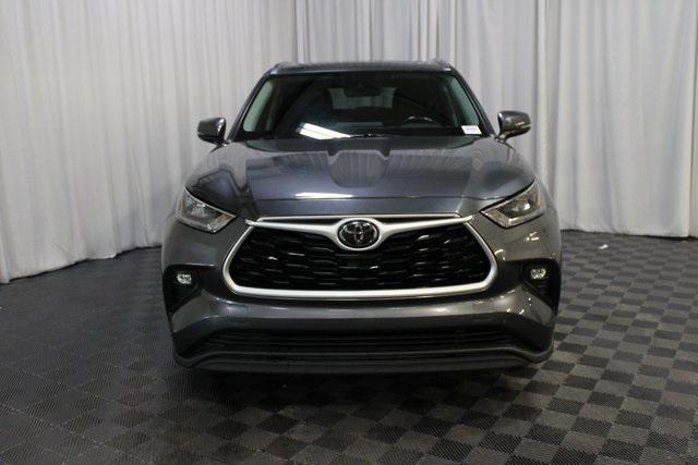 used 2020 Toyota Highlander car, priced at $24,000