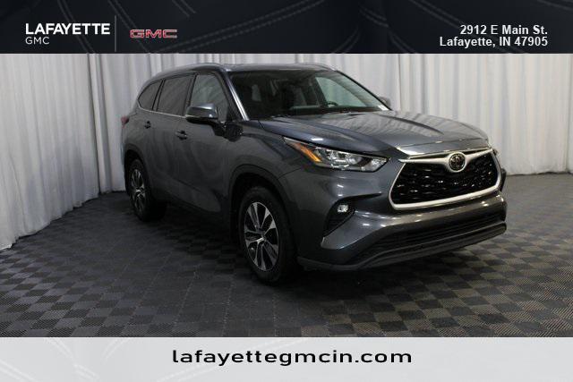 used 2020 Toyota Highlander car, priced at $24,000