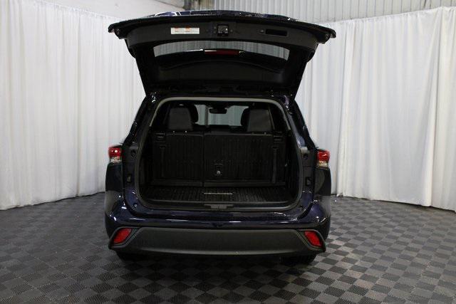 used 2023 Toyota Highlander car, priced at $42,500