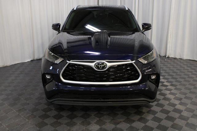 used 2023 Toyota Highlander car, priced at $42,500