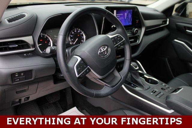 used 2023 Toyota Highlander car, priced at $42,500