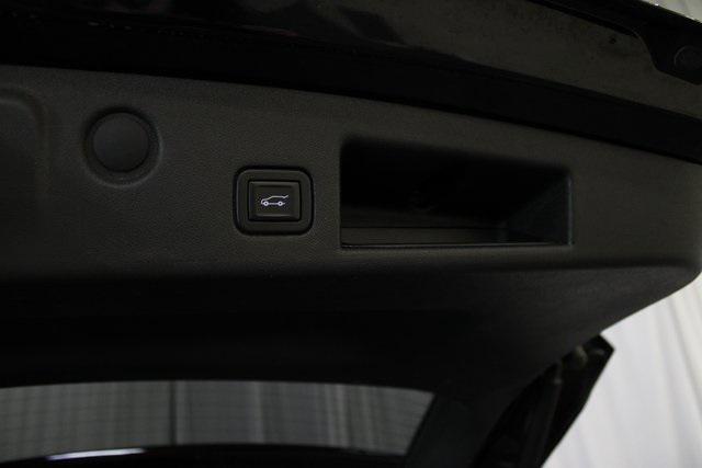 used 2020 Chevrolet Equinox car, priced at $17,500