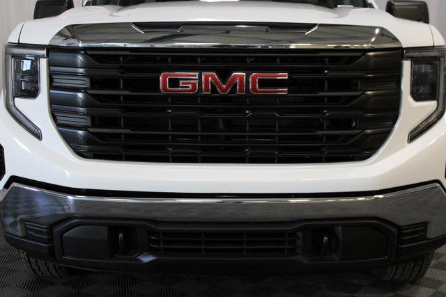 new 2025 GMC Sierra 1500 car, priced at $41,140