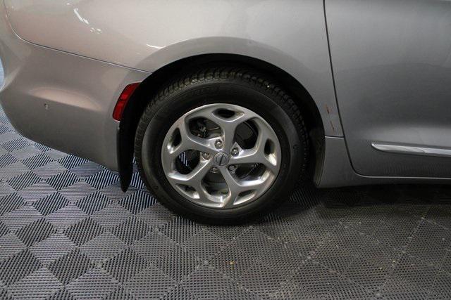 used 2021 Chrysler Pacifica Hybrid car, priced at $25,000