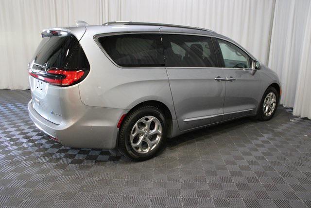 used 2021 Chrysler Pacifica Hybrid car, priced at $25,000