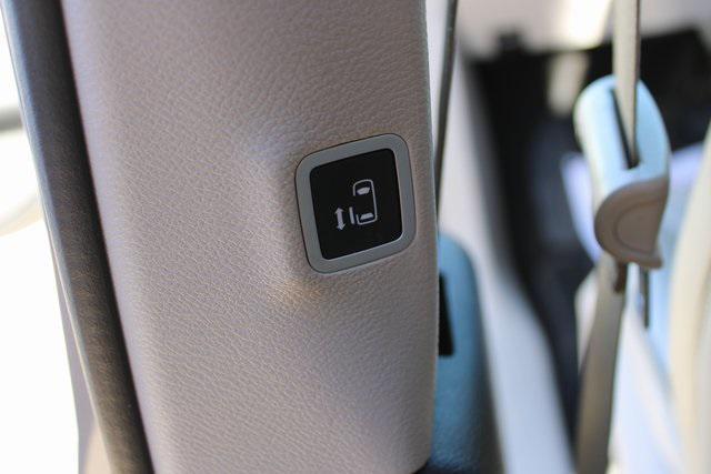 used 2021 Chrysler Pacifica Hybrid car, priced at $25,000