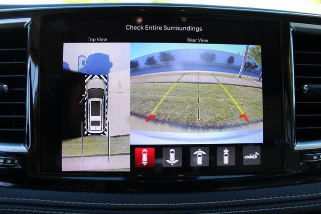 used 2021 Chrysler Pacifica Hybrid car, priced at $25,000