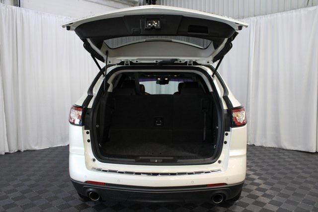 used 2015 Chevrolet Traverse car, priced at $7,500