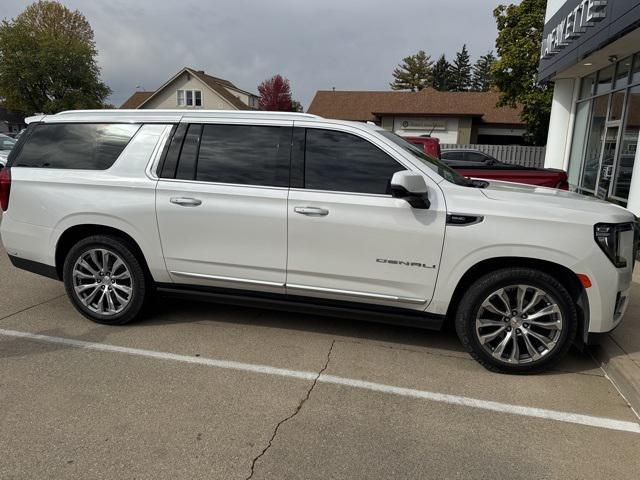 used 2022 GMC Yukon XL car, priced at $55,000