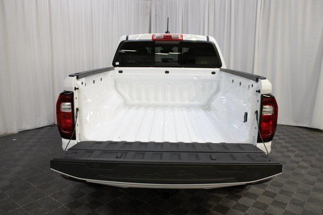 new 2025 GMC Canyon car, priced at $40,957