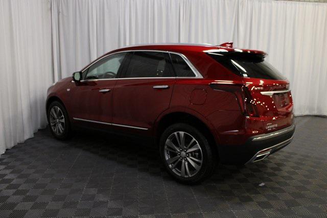 new 2025 Cadillac XT5 car, priced at $59,990