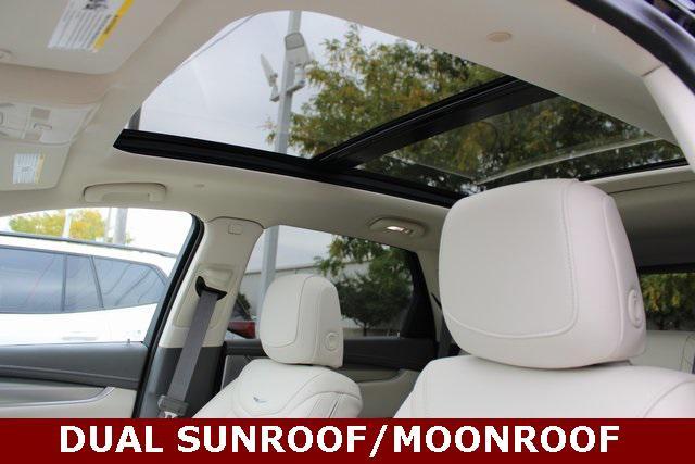 new 2025 Cadillac XT5 car, priced at $58,289