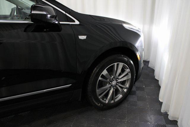 new 2025 Cadillac XT5 car, priced at $58,289
