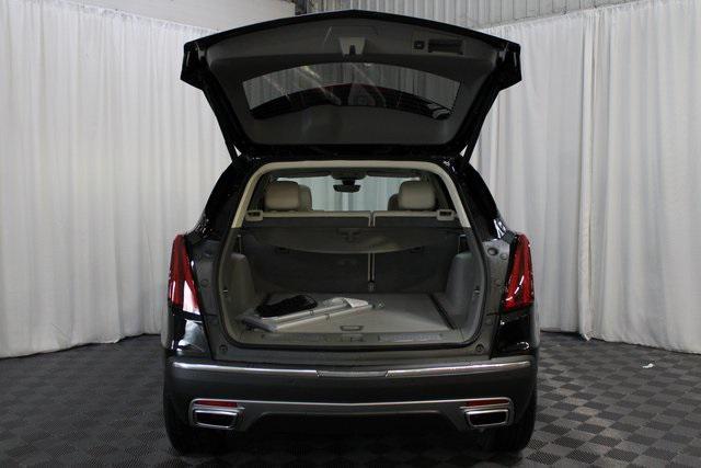 new 2025 Cadillac XT5 car, priced at $58,289