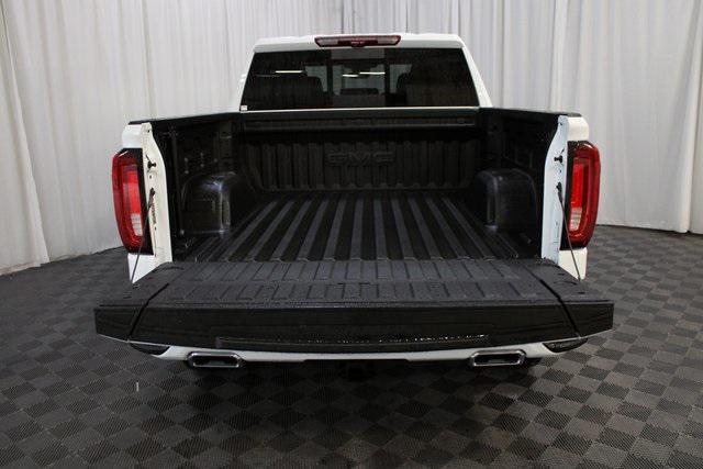 new 2025 GMC Sierra 1500 car, priced at $68,114