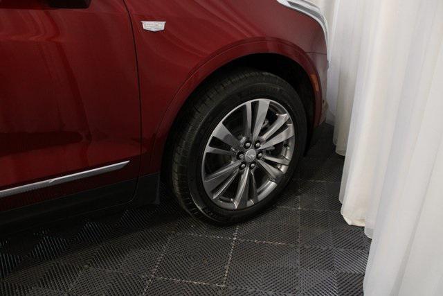 new 2025 Cadillac XT5 car, priced at $56,389