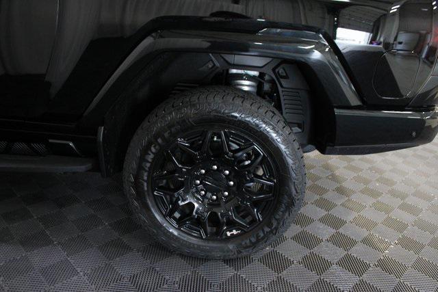 new 2025 GMC HUMMER EV Pickup car, priced at $97,454